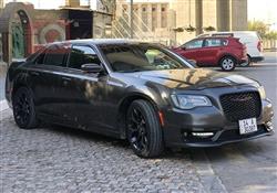 کرایسلەر 300